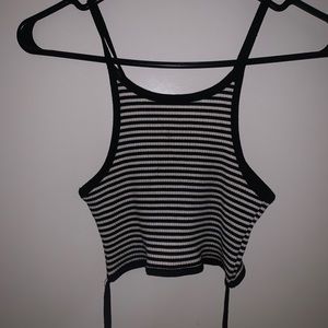 Cross body crop- Laura’s boutique